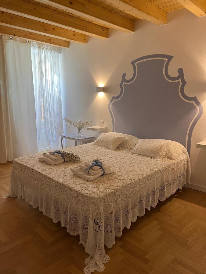 La Piccola Casa Al Lago - Intera Casa Con 3 Camere E 2 Box Salò Esterno foto