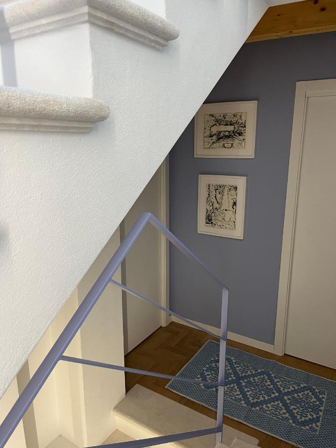 La Piccola Casa Al Lago - Intera Casa Con 3 Camere E 2 Box Salò Esterno foto