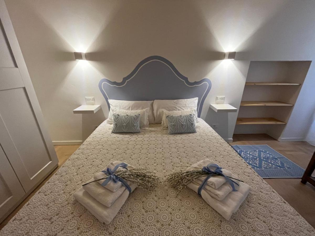 La Piccola Casa Al Lago - Intera Casa Con 3 Camere E 2 Box Salò Esterno foto