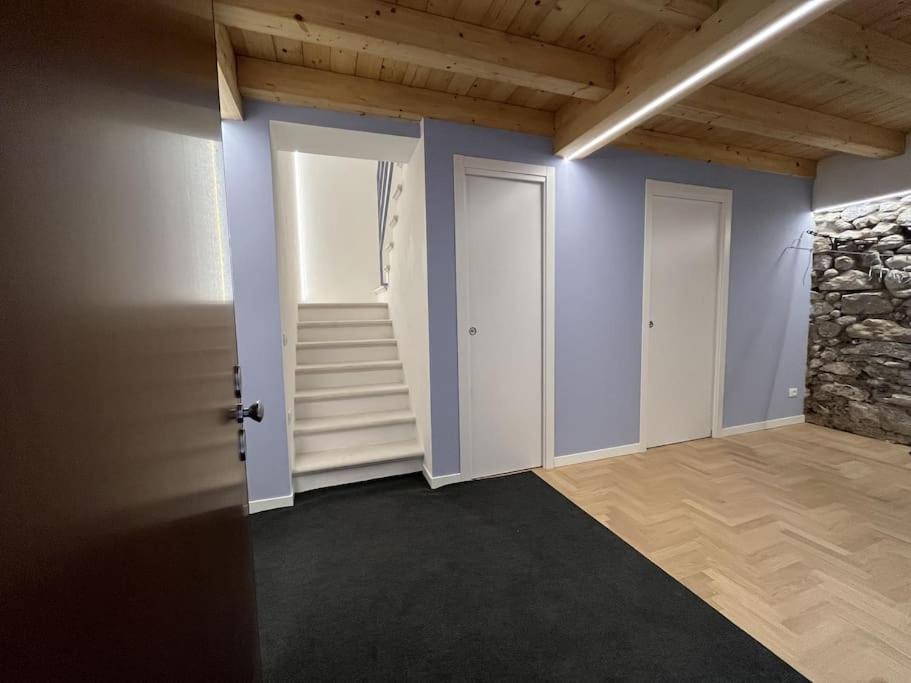 La Piccola Casa Al Lago - Intera Casa Con 3 Camere E 2 Box Salò Esterno foto