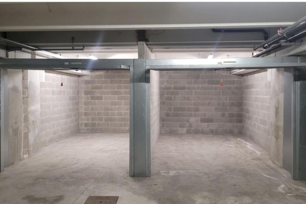 La Piccola Casa Al Lago - Intera Casa Con 3 Camere E 2 Box Salò Esterno foto